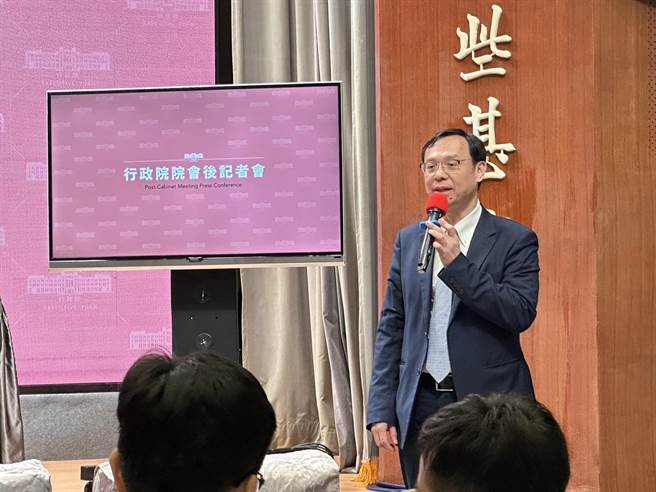 健保署长石崇良7日出席行政院会。（黄婉婷摄）