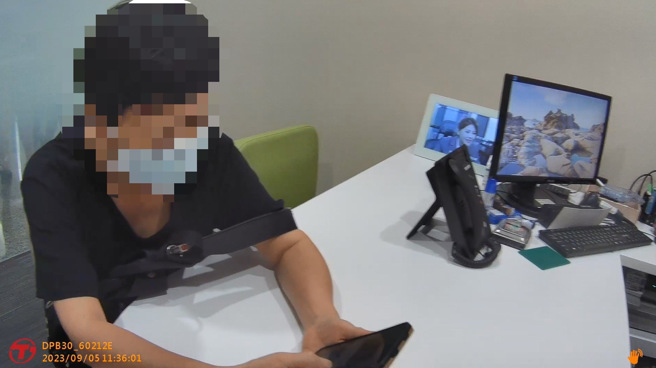 警方细心劝说下，章妇才恍然大悟是遇到诈骗。 （警方提供）