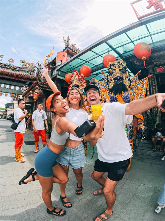 大溪兴安社社头文化体验（澳洲创作者Alex Mioni提供）