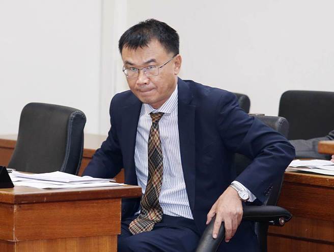 农业部长陈吉仲近日陷入进口鸡蛋争议，农业部说法与事实不符也被狂轰扯谎。（示意图／资料照／姚志平摄）