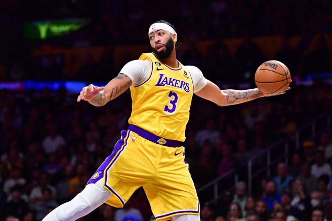 安东尼戴维斯跟湖人高层表达下个球季不想打中锋。(路透资料照)