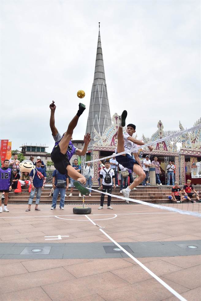 新北市劳工局与泰国贸易经济办事处共同举办的「新北市第10届泰国藤球友谊赛暨水灯节」，将于10日上午9时在新北市市民广场登场。（新北市劳工局提供）