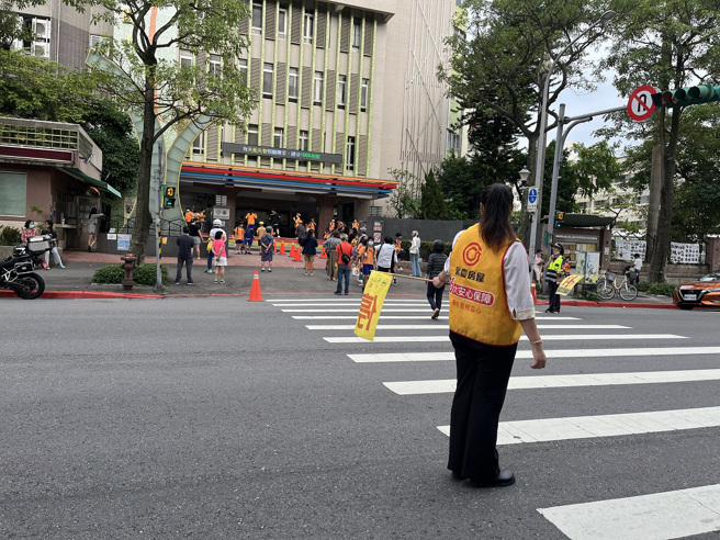 交通安全你我有责！永庆房屋发挥企业的影响力，一起提升大眾交通安全意识。(图/永庆房屋提供)