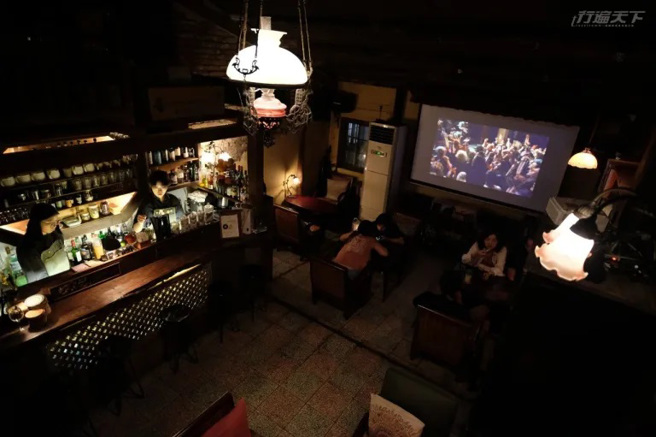 在清朝与台式建筑里，感受最好的夜晚时光。（图／行遍天下提供）