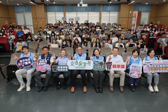 縣府期望藉由宣導活動逐漸減少交通事故，朝「零死亡」的目標邁進。(圖／金門縣政府提供)