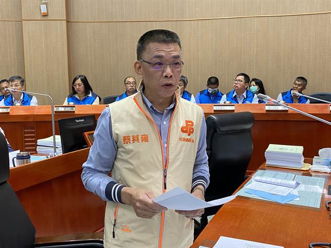 蔡其雍回应表示，那是被告的个人行为，跟金门县党部无关，事情还是需以院检的调查为主。(于家麒摄)