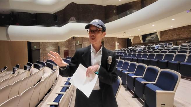 成立33年的台北首督芭蕾舞團，本周末在台北城市舞台演出團長徐進豐的退休作《Mr. Formosa》。（李欣恬攝）