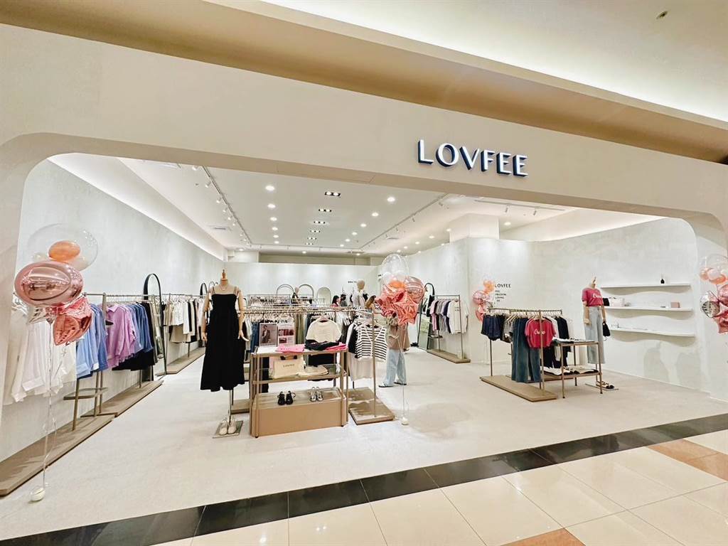 Global Mall新北中和引進知名網購質感品牌LOVFEE新北首店，即日起至9月17日前三件享88折。（Global Mall提供／朱世凱台北傳真）