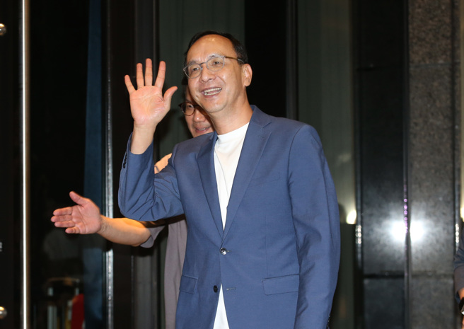 国民党主席朱立伦9日出席总统参选人侯友宜与各县市首长的餐会。（资料照,姚志平摄）