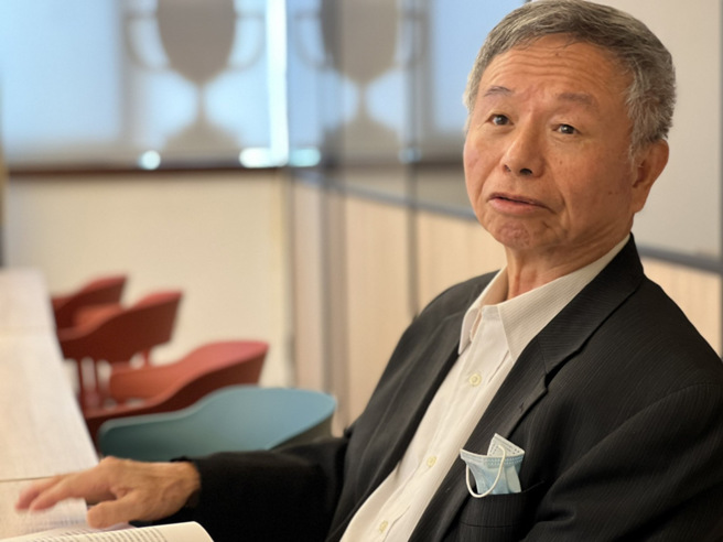 前衛生署長楊志良9日投書媒體，喊話「郭董，請你退選，成就多數民眾下架民進黨的渴望吧！」(資料照片)