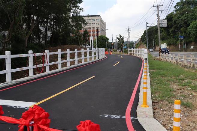 联合大学新辟机车联络道路。（苗栗县政府提供／李京升苗栗传真）