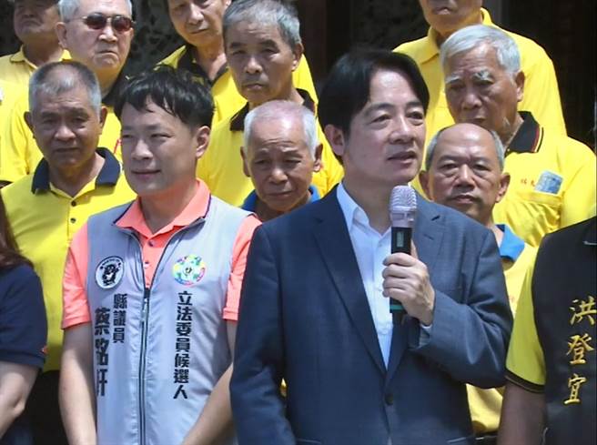 赖清德为了南投人曾给民进党机会，民进党却未把握机会好好发展南投，向南投人道歉。曾雪蒨摄