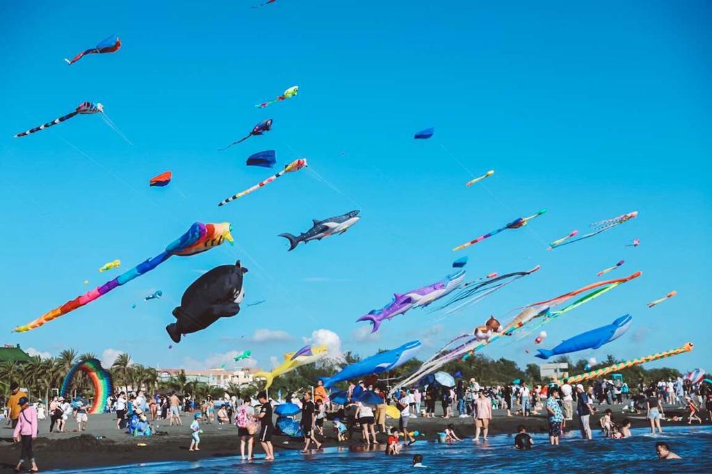 2023旗津風箏節6天吸引超過17萬民眾到旗津遊玩（圖片來源：高雄市觀光局提供）
