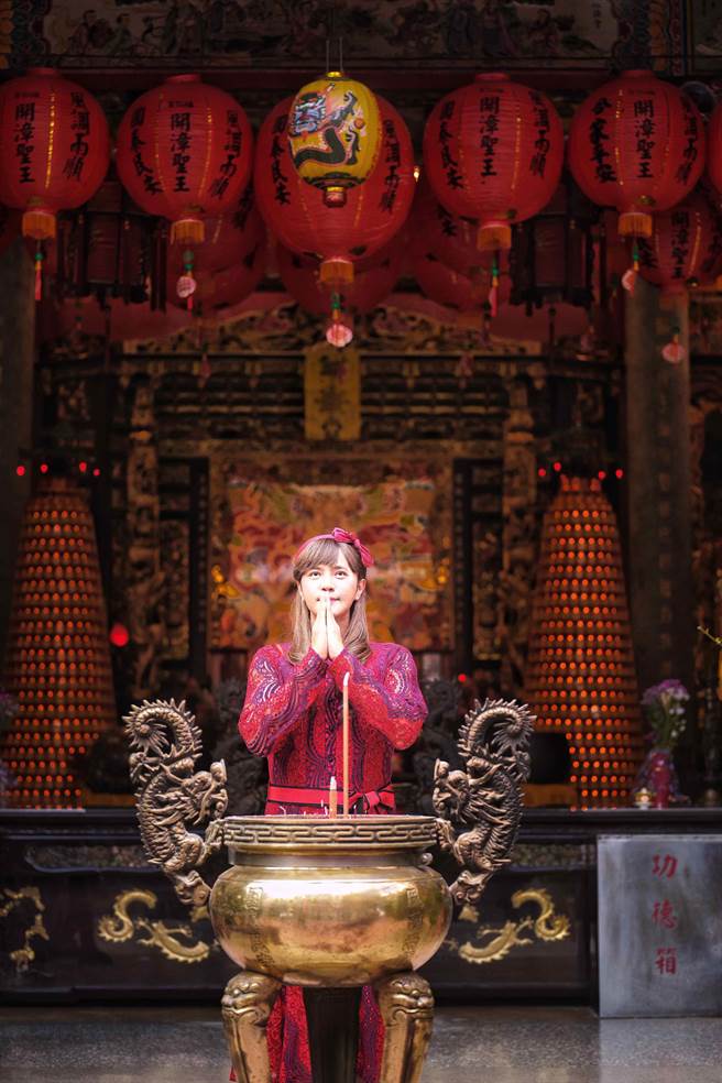 桃市府希望搭上罗志祥的女装分身「朱碧石」爆红到泰国的风潮，将桃园观光推展到东南亚，翻转桃园只是机场所在地的印象。(观旅局提供／蔡依珍桃园传真)