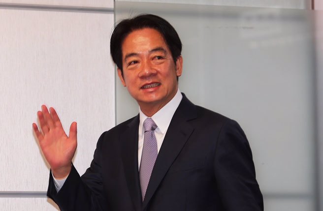 民进党总统参选人赖清德12日上午10点召开「国家希望工程」国政愿景发表会 ，说明其0-22岁投资新世代的愿景。（季志翔摄）