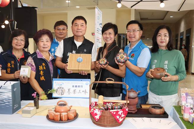 現場有各式攤位展覽。（苗栗縣政府提供／李京昇苗栗傳真）