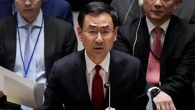 耿爽在联合国安理会指军事对抗非乌克兰危机出路。（大陆常驻联合国代表团）