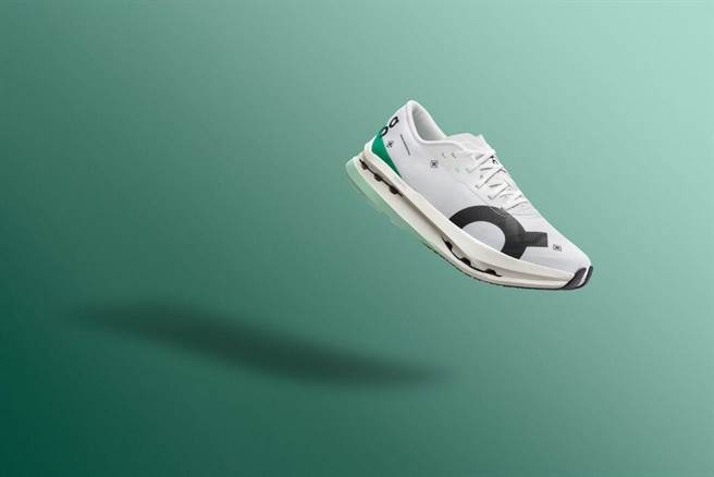 On昂跑Cloudboom Echo 3将于14日起在台上市，限量77双，仅三间直营门市贩售，9680元。（On昂跑提供／朱世凯台北传真）