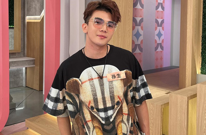 孙生母亲因案入狱服刑中，本月7日又因偷手拿包再被判刑6个月。（翻摄自孙生脸书）