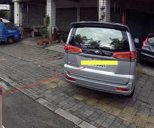 南投县5乡镇市违规停车检举案激增超过3成，6月至8月共开出1万5658张，较去年同期增加3852件。（警方提供／杨静茹南投传真）