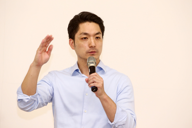 蒋万安为国民党注新血  进时代杂志次世代百大榜。（邓博仁摄）