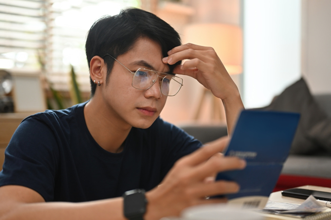 生肖鼠、兔、龍、馬在年底前財運方面容易波折多。（示意圖／Shutterstock）
