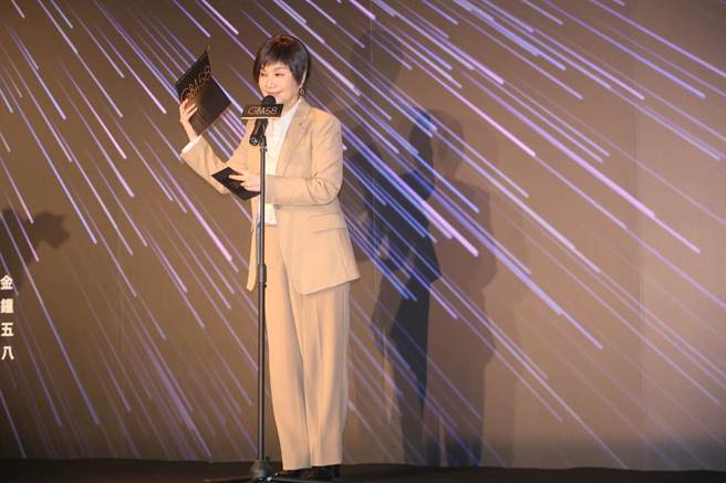 戏剧类评审委员会主任委员唐美云。（张铠乙摄）