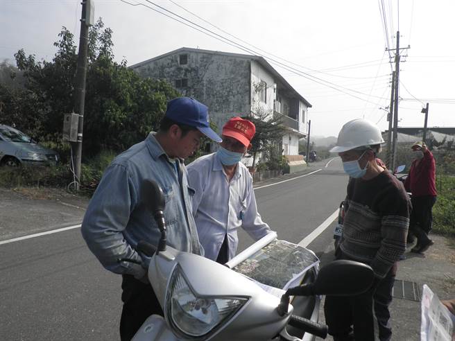 高雄市地政局今年度针对燕巢、田寮、杉林、美浓区4区共6地段8948笔土地进行地籍图重测，总面积高达1784公顷。地政局指出，27日起公告30日，土地所有权人若有异议，期限内向辖管地政事务所缴纳复丈费申请异议复丈。（高雄市地政局提供／崔正纲高雄传真）