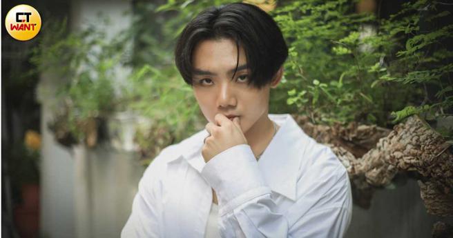 由于累积许多压力，徐暐翔发现自己罹患忧郁症。（图／侯世骏摄）