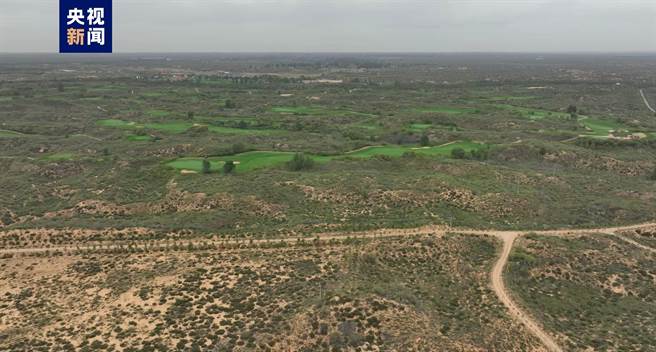 陕西榆林再通报荒漠化地区违建高尔夫球场已全面关停。（大陆央视）