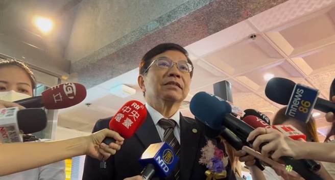 交通部长王国材(简立欣摄)