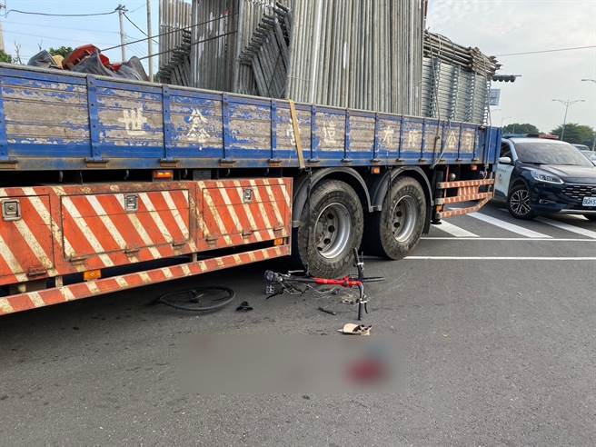 发生地点在彰化市东外环道路台74甲、139县道环山路口。（民眾提供／孙英哲彰化传真）