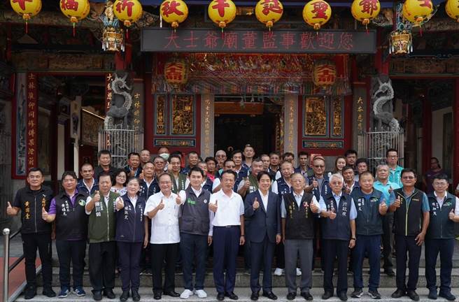 賴清德今天下午到嘉義縣民雄鄉大士爺廟參香。（陳冠廷服務處提供／廖素慧嘉縣傳真）
