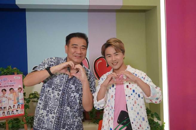 陳孟賢（右）跟白雲很熟。（中視提供）