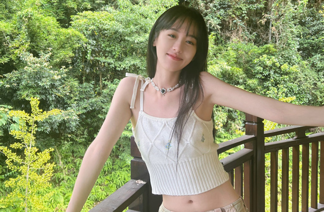 袁冰妍遭政府机关开罚千万。（图／取自袁冰妍微博）