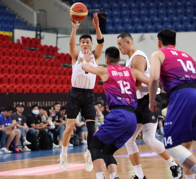 林秉圣今天攻下全场最高24分。(中华篮协提供)