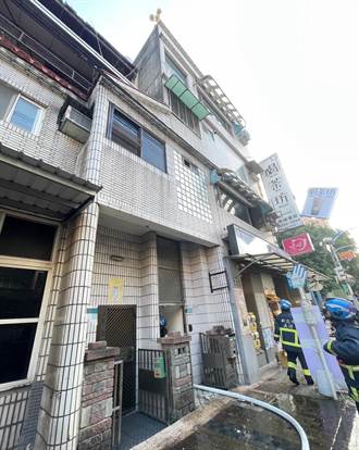 新莊公寓2樓竄濃煙 1女樓梯間昏迷送醫搶救