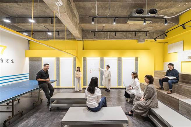 彰化县政府青年发展处办公室获2023美国缪思设计大奖肯定。（彰县府提供／孙英哲彰化传真）