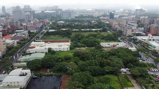 目前全桃园29个都市计画，共规画解编139公顷公保地。(蔡依珍摄)