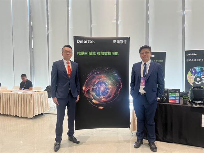 宏思科技与合作伙伴德勤商务法律事务所(Deloitte Legal)，推出iLegL。(业者提供)