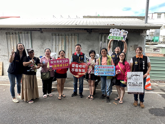 新城警分局与在地店知名商家合作，举办「与柠相约识破诈骗圈套」活闯关动。 （警方提供）