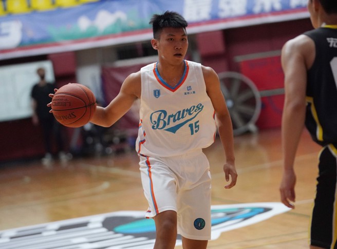 侨光行流赖政维获3项个人奖肯定。（大专体总提供）