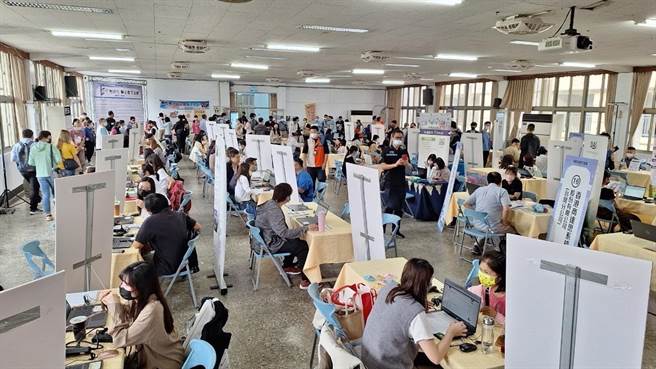 新竹市「展售专员银髮徵才现场职场体验与面试活动」将于20日登场。（新竹市政府提供／陈育贤新竹传真）