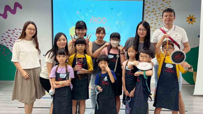  女装品牌iROO举办小小设计学苑，希望从小培养台湾之光。（图片来源: iROO公司提供）