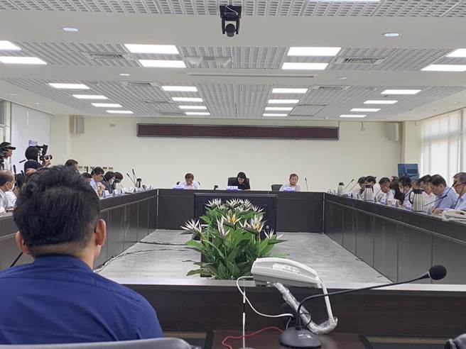 南投县长许淑华今天在南投县政会议上要求环保局进行为期3个月的环境噪音专案稽查，维护民眾生活环境品质。曾雪蒨摄