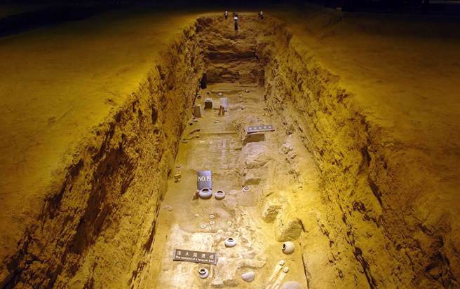 大陆陕西的西安咸阳国际机场进行扩建工程时，意外发现北周开国皇帝宇文觉的帝陵。(示意图/达志影像)