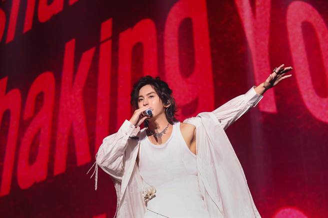 张哲瀚在吉隆坡举办「洪荒剧场」演唱会。（冉以音乐提供）