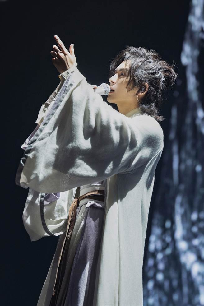 张哲瀚在吉隆坡举办「洪荒剧场」演唱会。（冉以音乐提供）