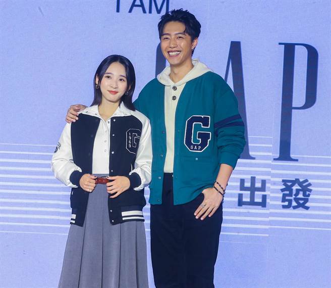 蔡凡熙（右）和李沐有共同朋友圈。（粘耿豪攝）