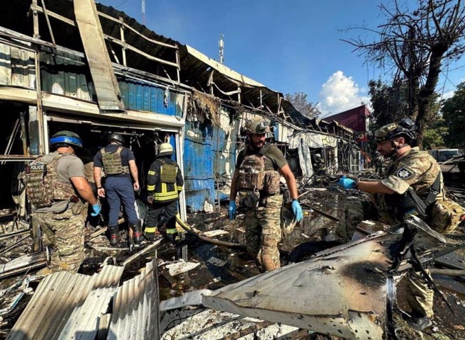 去年乌克兰城市康斯坦丁尼夫卡的市场爆炸事件，造成16人死亡。纽约时报认定，是乌克兰防空飞弹的故障导致的。(图/路透社)